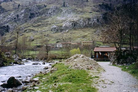 Picos De Europa - Cares Gorge - village of Cain