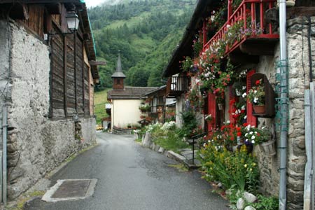 Village of Le Tour has many interesting buildings