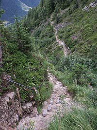 Cables on TMB below Refuge de Bel Lachat