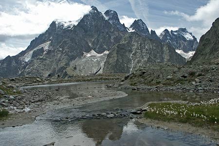 Mont Pelvoux from Refuge du Glacier Blanc path