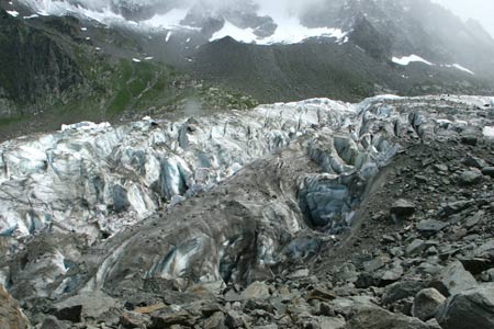Crumpled ice, seracs and crevasses - Argentière Glacier