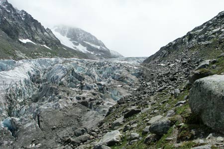 Crumpled ice, seracs and crevasses - Argentière Glacier