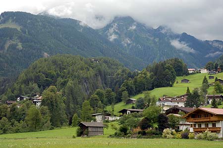 View back to Finkenberg from Zemmbach River