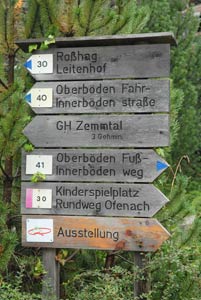 Typical footpath signs in Ginzling
