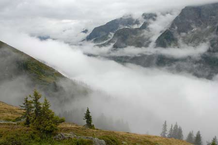 The Stillup Valley (Stilluptal) clothed in cloud