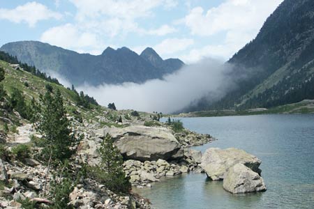 Cloud rising from the lower valleys near Lac de gaube
