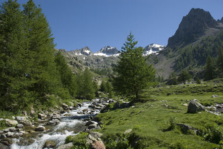 Superb mountain scenery near la Madone de Fenestre