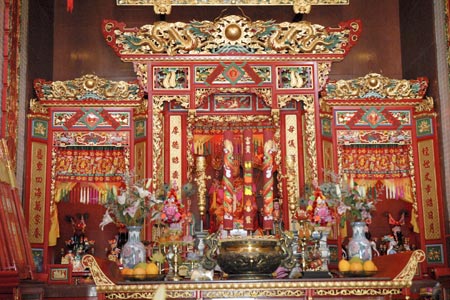 Tin Hau Temple interior, Sok Kwu Wan, Lamma Island