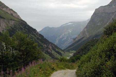 Descent from Montaimont to Pont de la P&ecirc;che