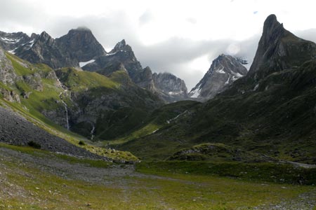 Aiguille de la Vanoise from lac des Vaches path
