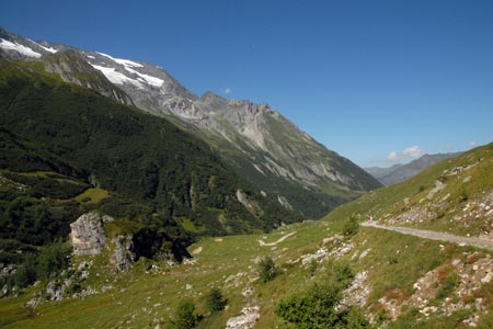 The Champagny valley is surrounded by mountains