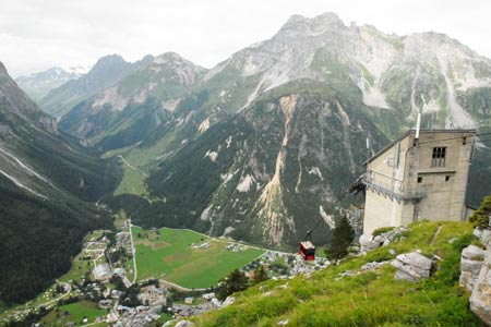 A final look at Pralognan and its surrounding mountains