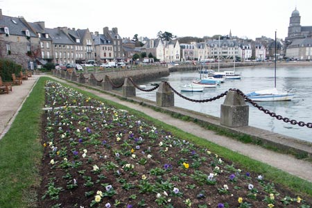 The pleasant gardens near the Solidor Tower, St Malo