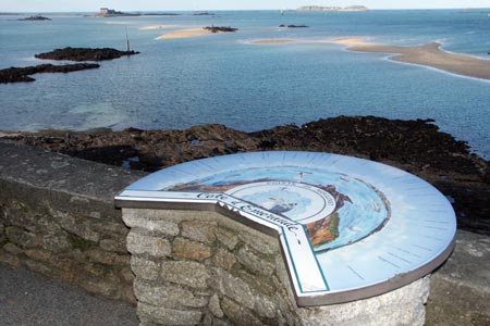 Topograph in Dinan and the Rance Estuary