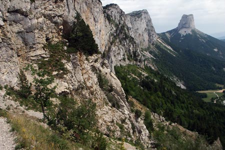 Near the top of the cliffs by the Pas de l'Aiguille