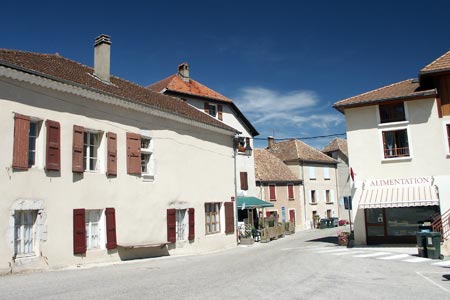 The main square in Clelles