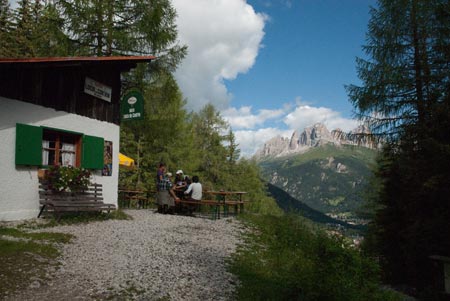 Refuge Baita Locia has views to Sassopiatto and Sassolungo