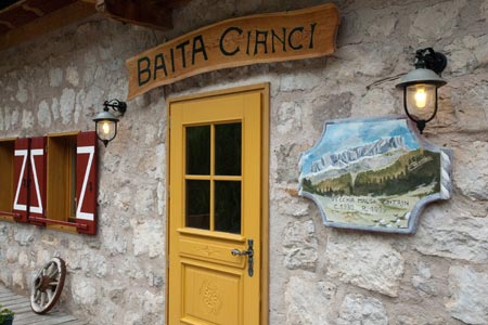 Refereshments are also available at the Baita Cianci