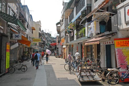 Cheng Chau Island - street in the shopping district