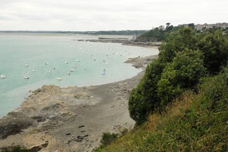 Coast path Port Briac and Cancale