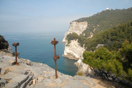 Isola Palmaria - marble quarries