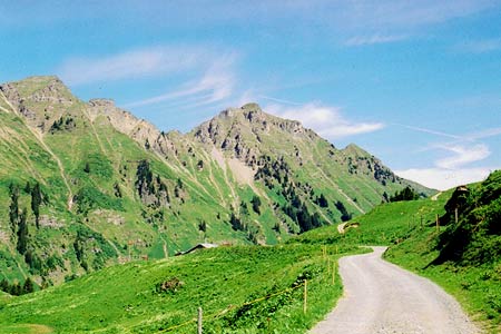 Start from La Tovassiere