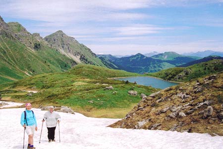 There was snow above Lac de Chesery